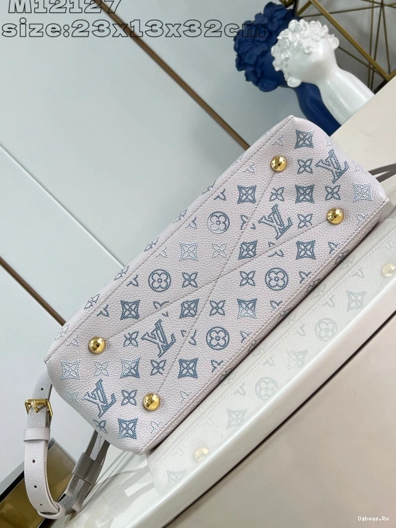 VUITTON TOTE BELLA LOUIS 0519